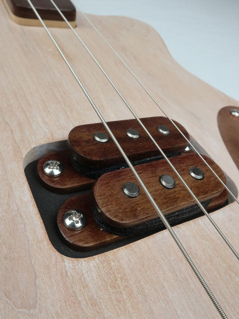 Solid Body 3 String Single Cutaway Electric Guitar #SB-45 and Gig Bag