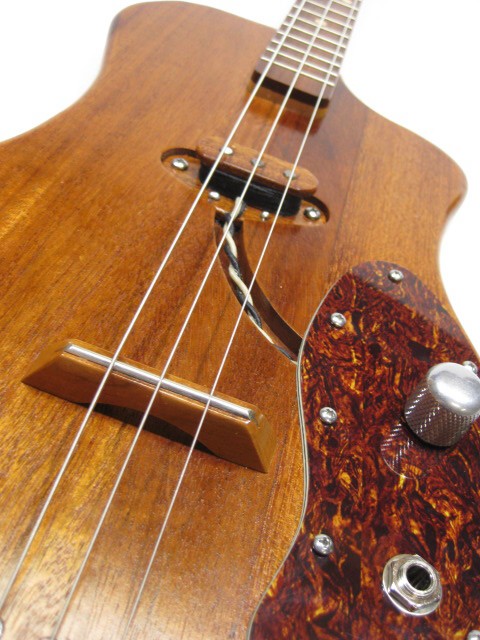 Solid Body 3 String Single Cutaway Electric Guitar #SB20 and Gig Bag